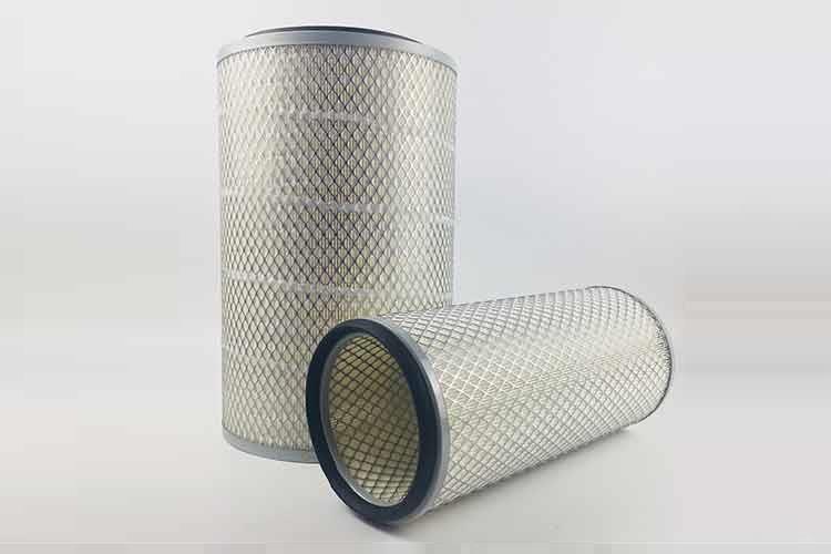 由滤芯和壳体两部分组成，其主要作用是滤清效率高、流动阻力低、能较长时间连续使用而无需保养